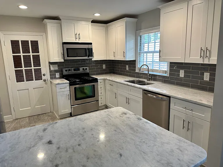 2518 Westfield Rd — Photo 6