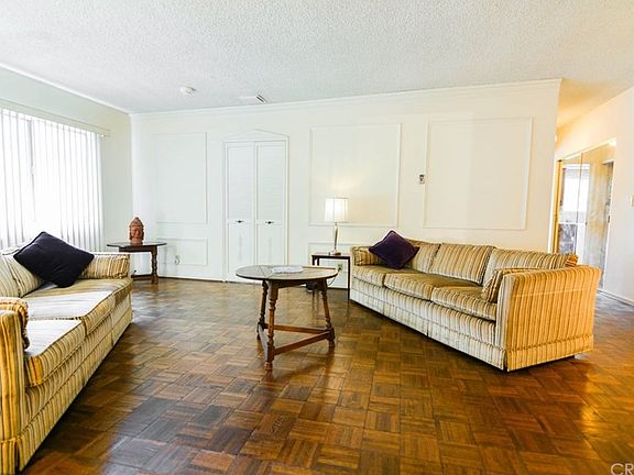 5th image of 10915 Peach Grove St APT 3