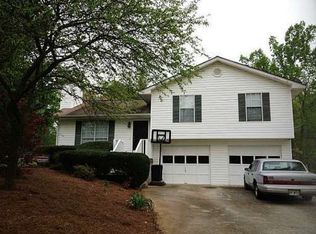 5618 N Hall Pl, Murrayville, GA 30564