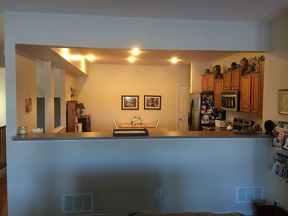 5th image of 9290 Bridgecreek Dr
