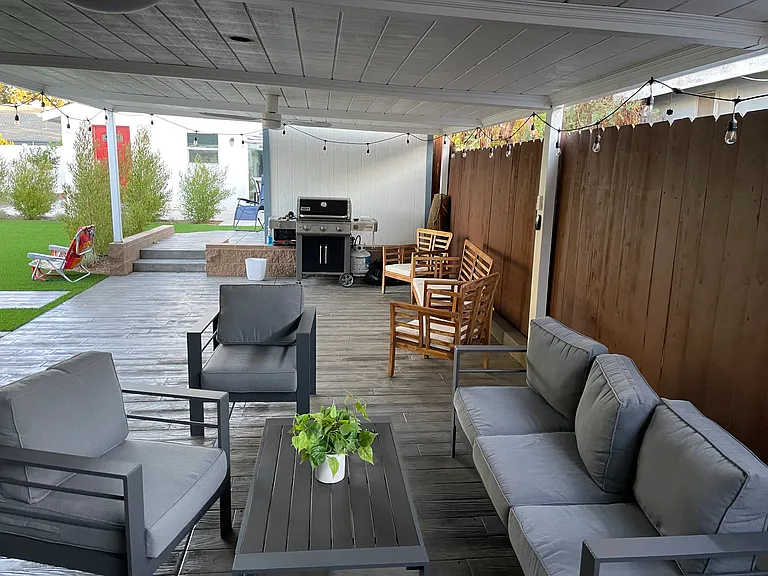 727 W 11th Ave — Photo 22