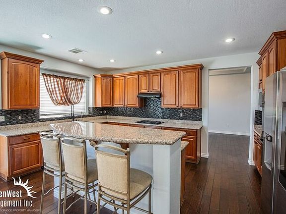 5th image of 11042 Gammila Dr