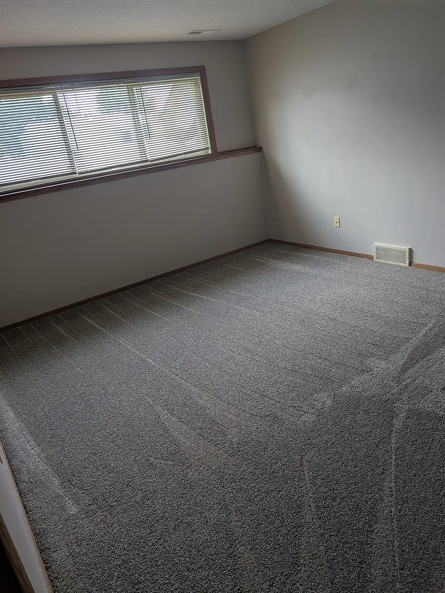 Building Photo - 500 N Lewis Ave #1