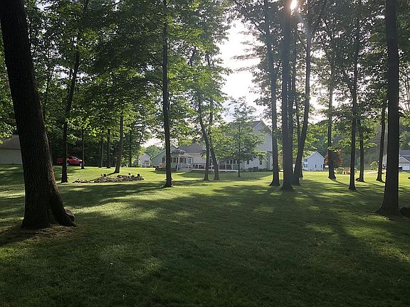 5th image of 10 Old Mill Ct