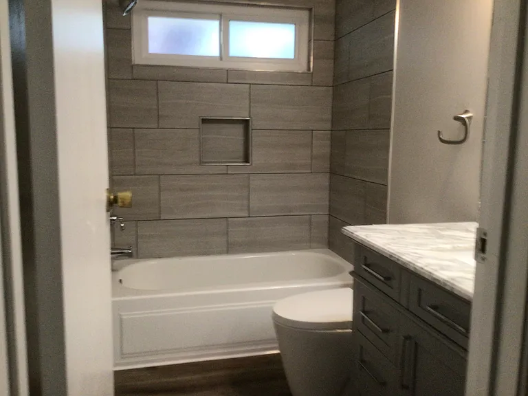 1314 Myrtle St — Photo 9