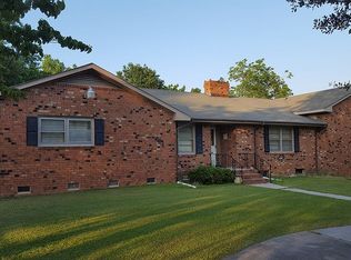 1414 Cunningham Rd, Kinston, NC 28501