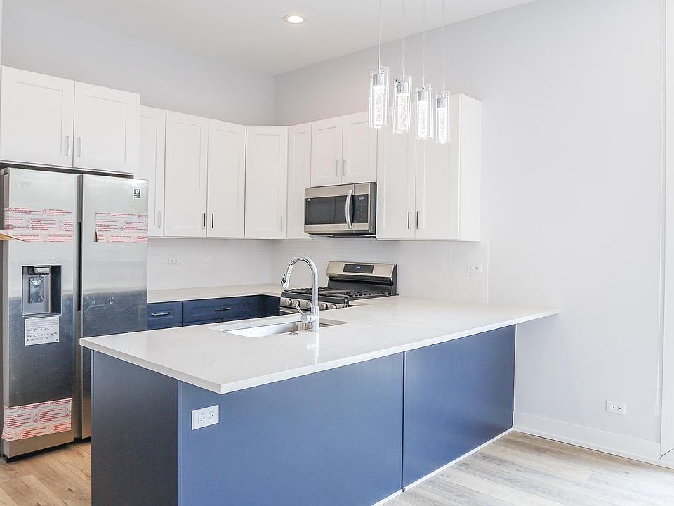 1st image of 5100 N Western Ave #206
