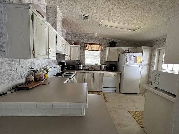 5th image of 5085 Martingale Ln #30
