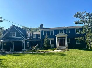 34 Lamberts Ln, Cohasset, MA 02025