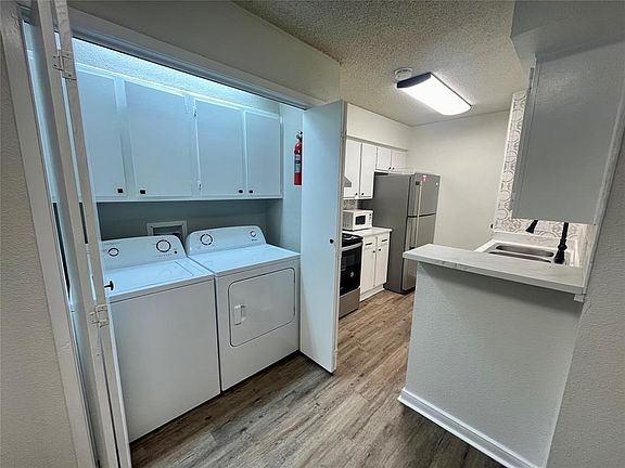 4th image of 1500 Bay Area Blvd #256