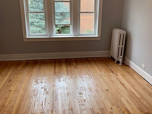 4th image of 3037 N Karlov Ave #2
