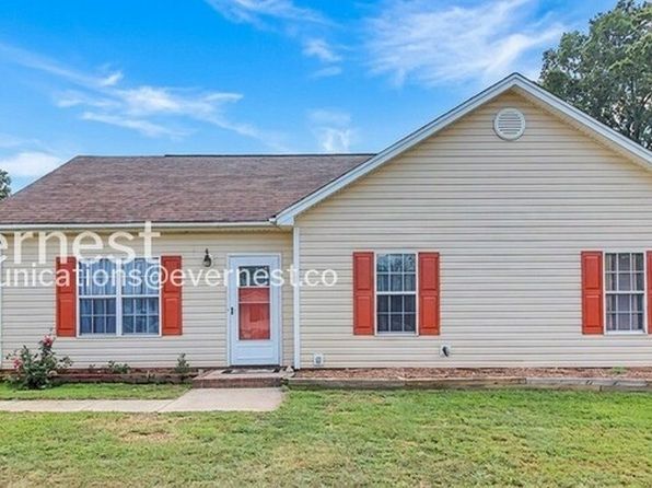 1109 Crescent Way
