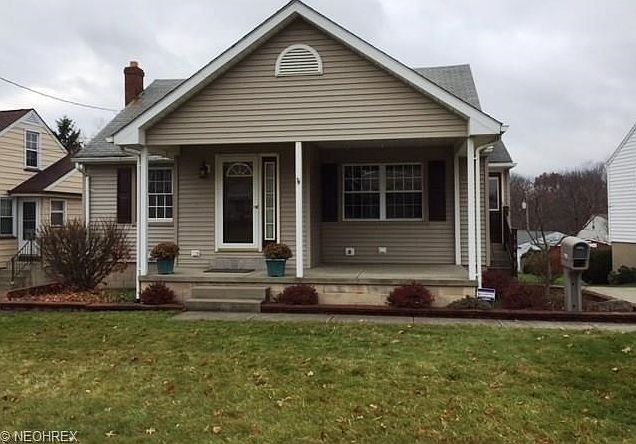 1st image of 1052 North Ave