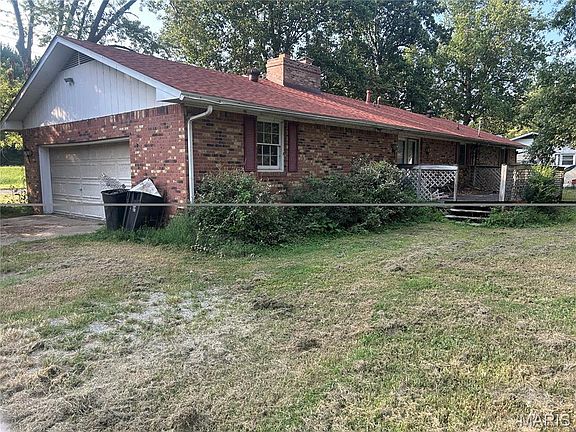 5th image of 603 S Hickory St