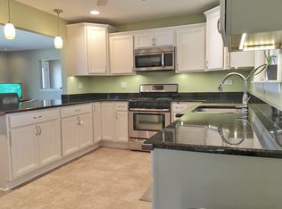 12030 Center Dr, Lemont, IL 60439