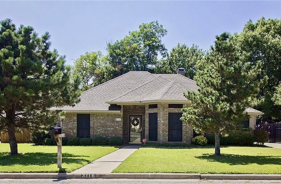 1st image of 3116 Mimosa Dr