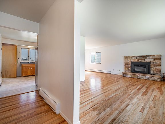 3rd image of 1200 Highland St