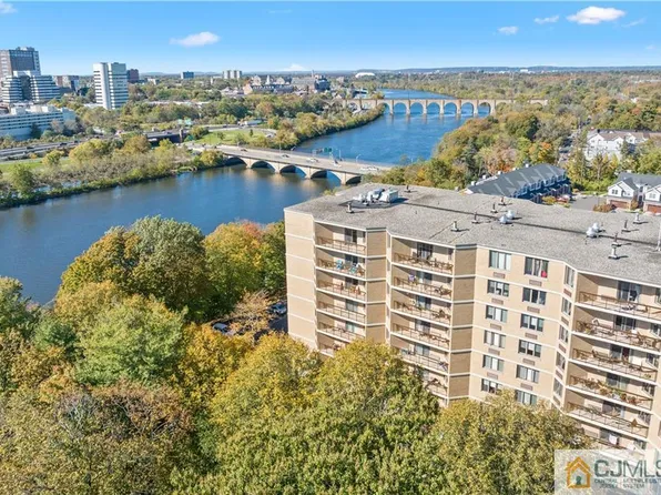 30 S Adelaide Ave APT 8A, Highland Park, NJ 08904