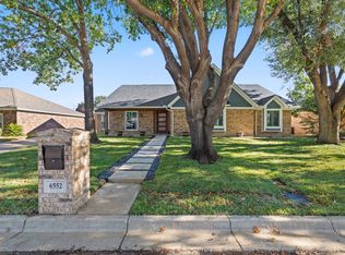 6552 Lake Side Cir, North Richland Hills, TX 76180
