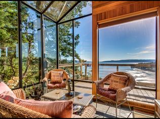 10 Eagles Nest Dr, La Conner, WA 98257
