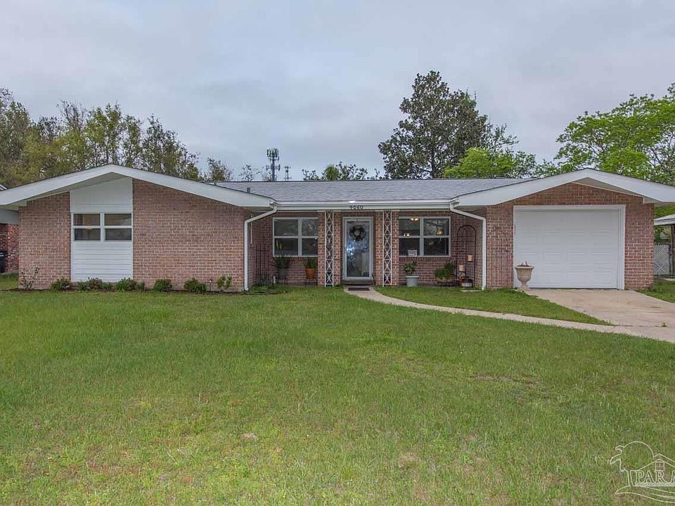 1st image of 4060 Arbutus Dr