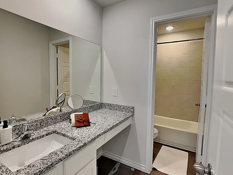 2436 Dahlia Dr — Photo 17