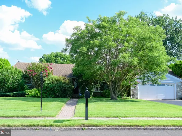 2171 Kent Rd, Huntingdon Valley, PA 19006