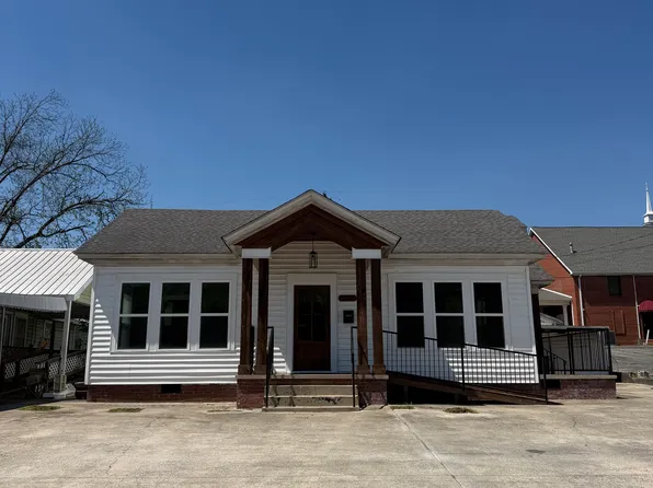 1010 Gault Ave N, Fort Payne, AL 35967