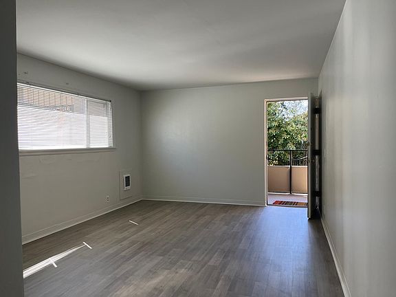 2nd image of 5615 Phinney Ave N APT 106