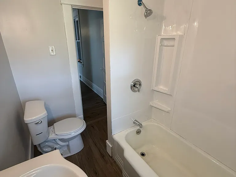 39 Kenmore Ave #1 — Photo 11