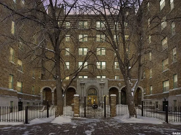 UNIT #209-2305 Victoria AVENUE, Regina, SK S4P 0S7