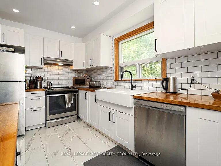 22 Beaucourt Rd — Photo 9