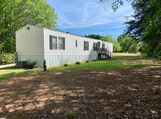 150 Fortenberry Rd, Woodruff, SC 29388