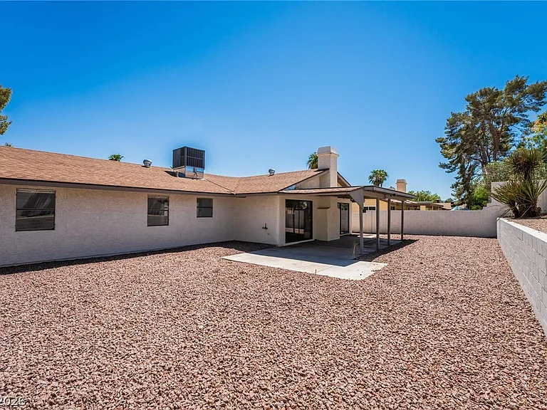 2206 Heavenly View Dr — Photo 20