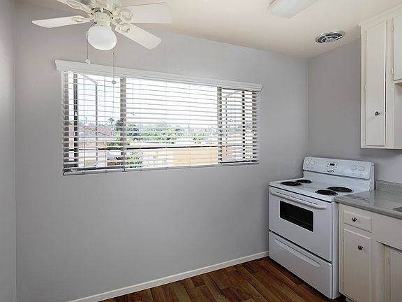 5th image of 4655 Lamont St APT 308