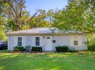 1803 20th St, Charleston, IL 61920