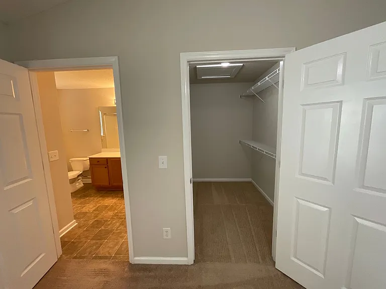 Meridian Park Apartments — Photo 153