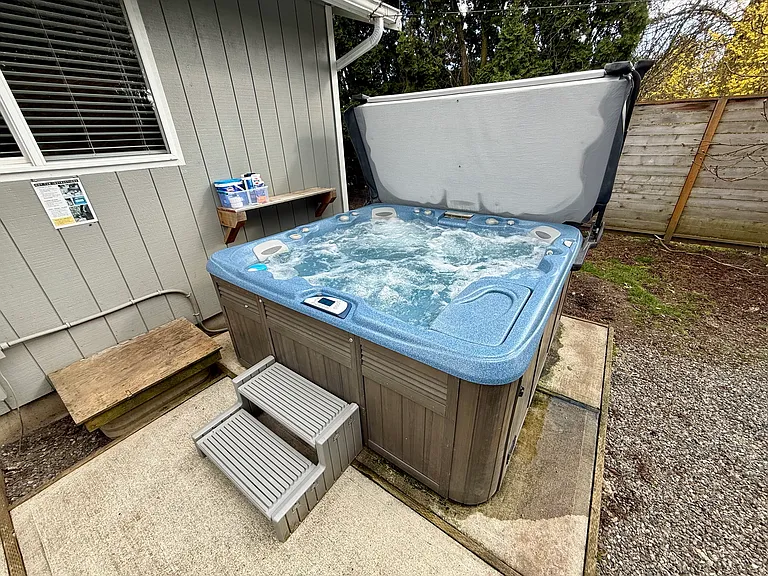 2185 Robyn Dr — Photo 19
