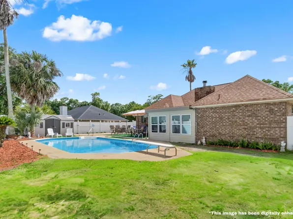 8560 Westview Ln, Pensacola, FL 32514