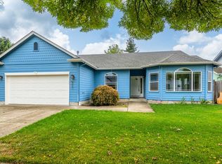 611 Driftwood Dr, Eugene, OR 97402