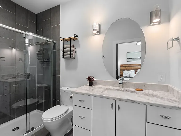 84 Evanston Ave — Photo 15
