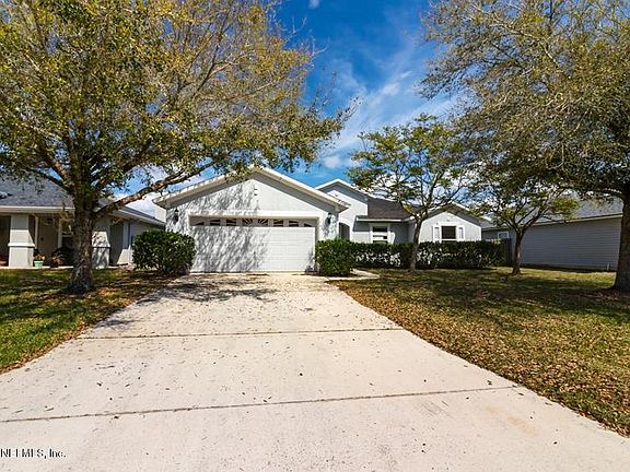 3rd image of 1408 Heather Ct