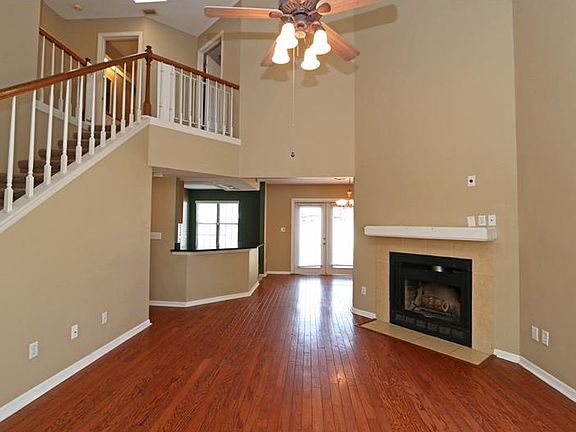 2nd image of 2412 Donaldson Dr