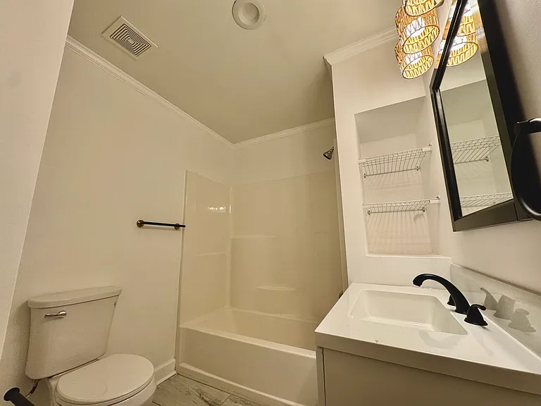 313 N Rose Ave — Photo 17