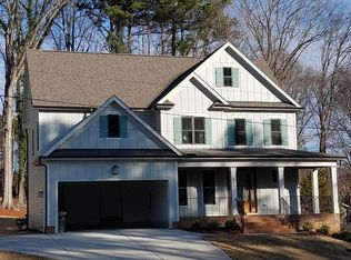 6124 Blanche Dr, Raleigh, NC 27607