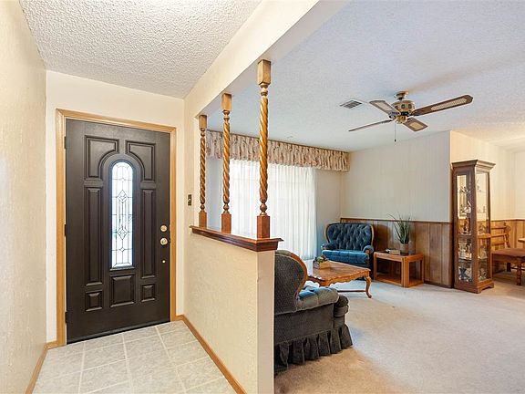 4th image of 6707 SW Chaucer Dr