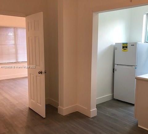3rd image of 444 Ponce De Leon Blvd APT 3
