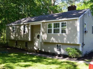12 High St, Merrimac, MA 01860