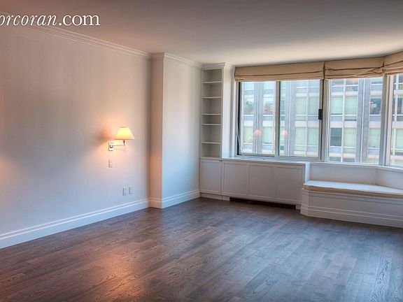 3rd image of 201 W 72nd St APT 10C
