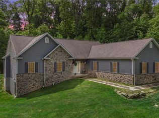 130 Bitting Rd, Alburtis, PA 18011